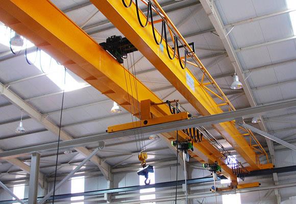 Double Girder Overhead Crane dengan Hoist Trolley