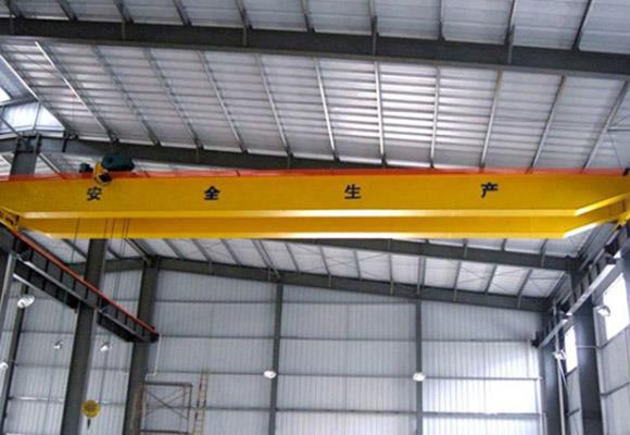 Double Girder Overhead Crane dengan Hoist Trolley