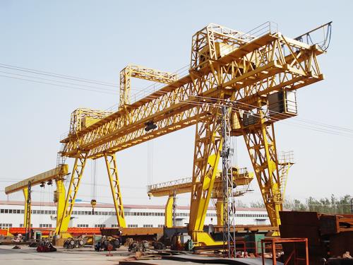 Berkualitas baik Trussed bingkai bergerak bepergian Double Girder Gantry Crane di Afrika Selatan